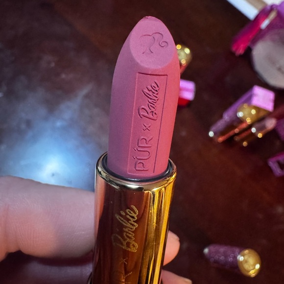 Pur Barbie Makeup Collection - Pink and Red Shades - Picture 7 of 12